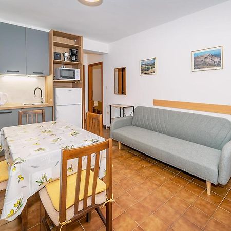 Apartmani Ana Juranic Jurandvor Buitenkant foto