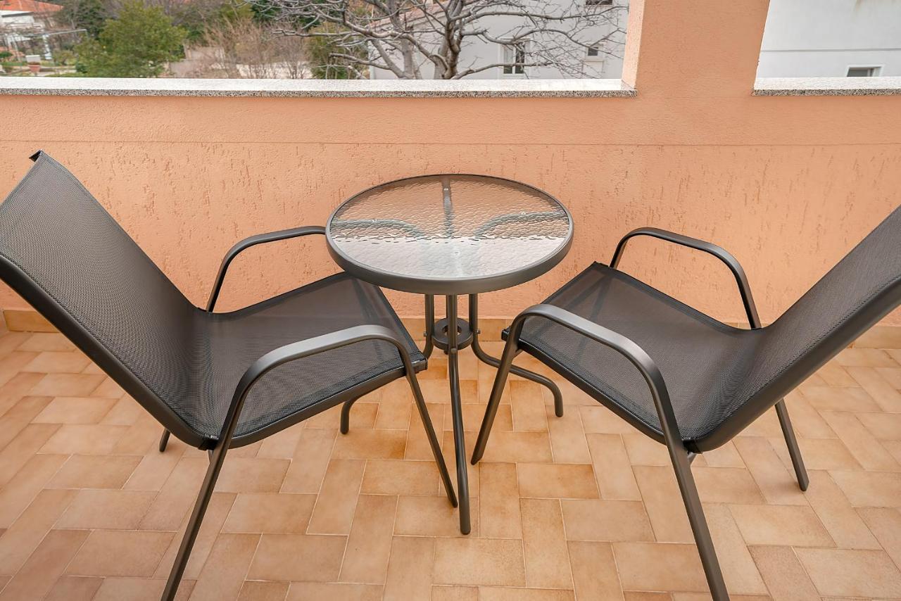 Apartmani Ana Juranic Jurandvor Buitenkant foto