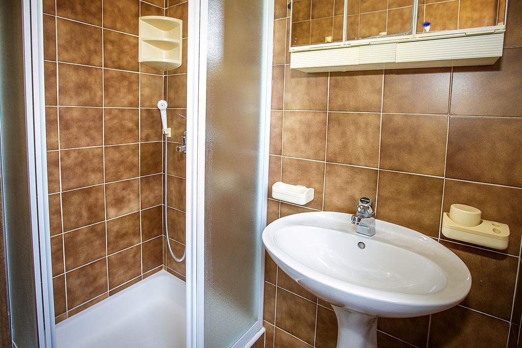 Apartmani Ana Juranic Jurandvor Buitenkant foto